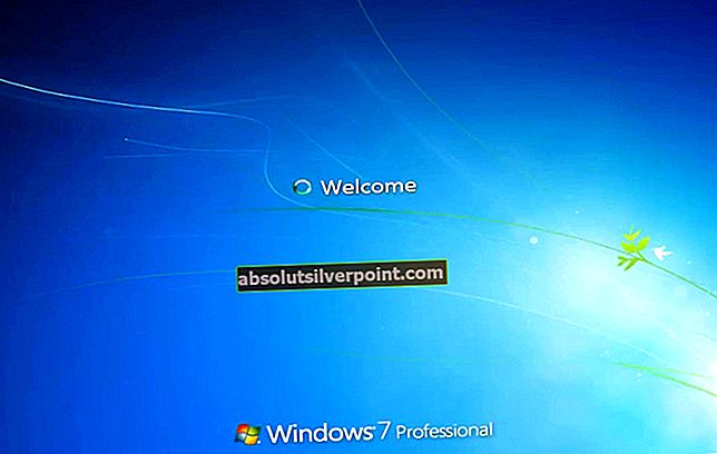 Oprava: Windows 10 se zasekl na uvítací obrazovce
